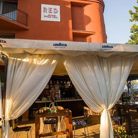 Hotel apartamentowy The Red 2*