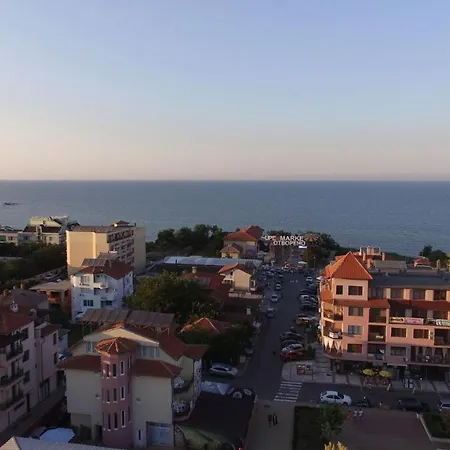 The Red Hotel apartamentowy