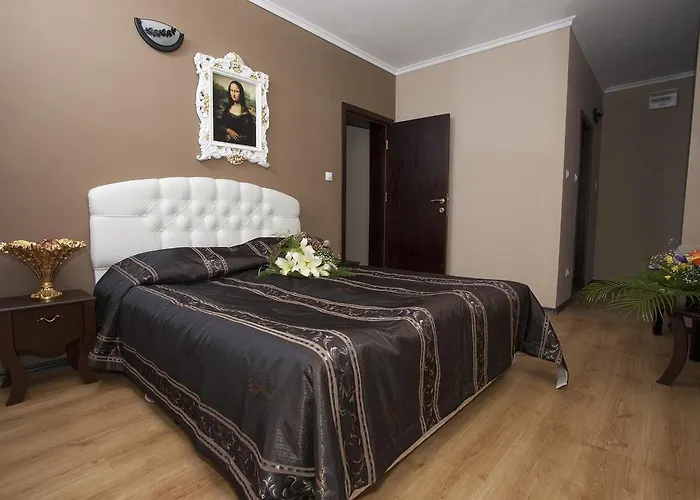 Lejlighedshotel The Red 2*