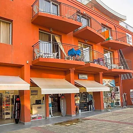 The Red Aparthotel 2*